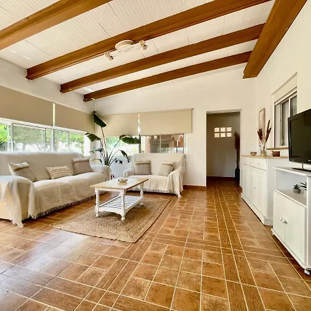 Vil-la Delta Holiday home